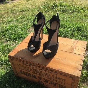 Victoria’s Secret heels